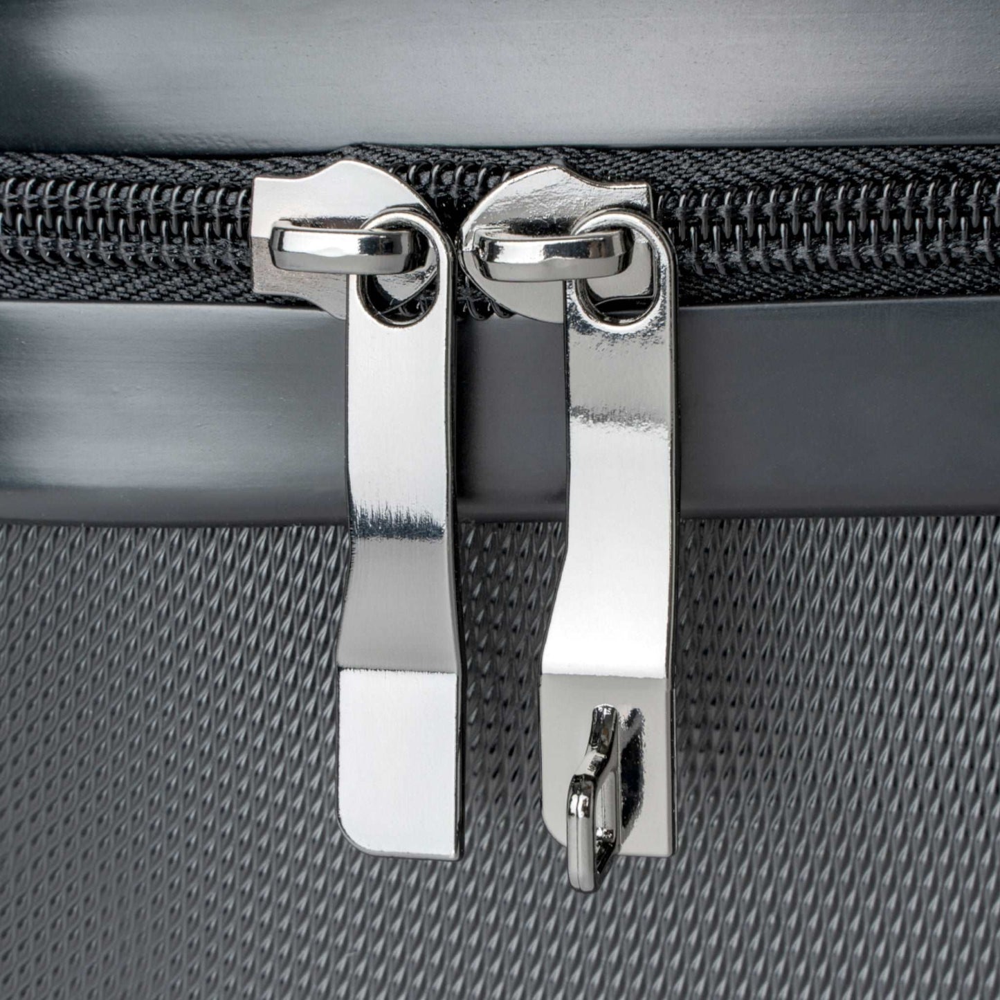 SSF Suitcase in Gold (3 Sizes)